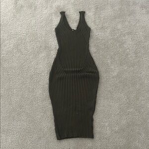 Elegant Olive Green Ribbed Dress